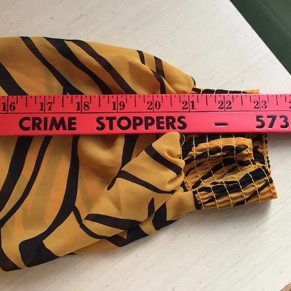 Vintage Kathy Alison blouse. Animal print. Tiger. Mustard/orange. - Picture 12 of 12